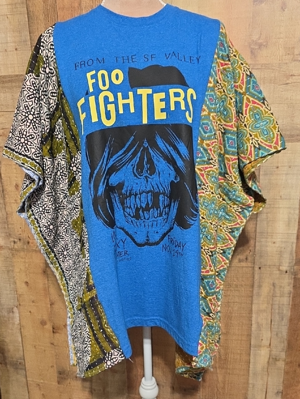 Upcycled Blue Foo Fighters Graphic Tee – Kantha Poncho Sleeve